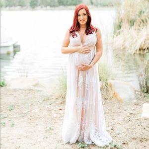 GORGEOUS off white lace backless maxi dress with leg slits and plunging neckline
